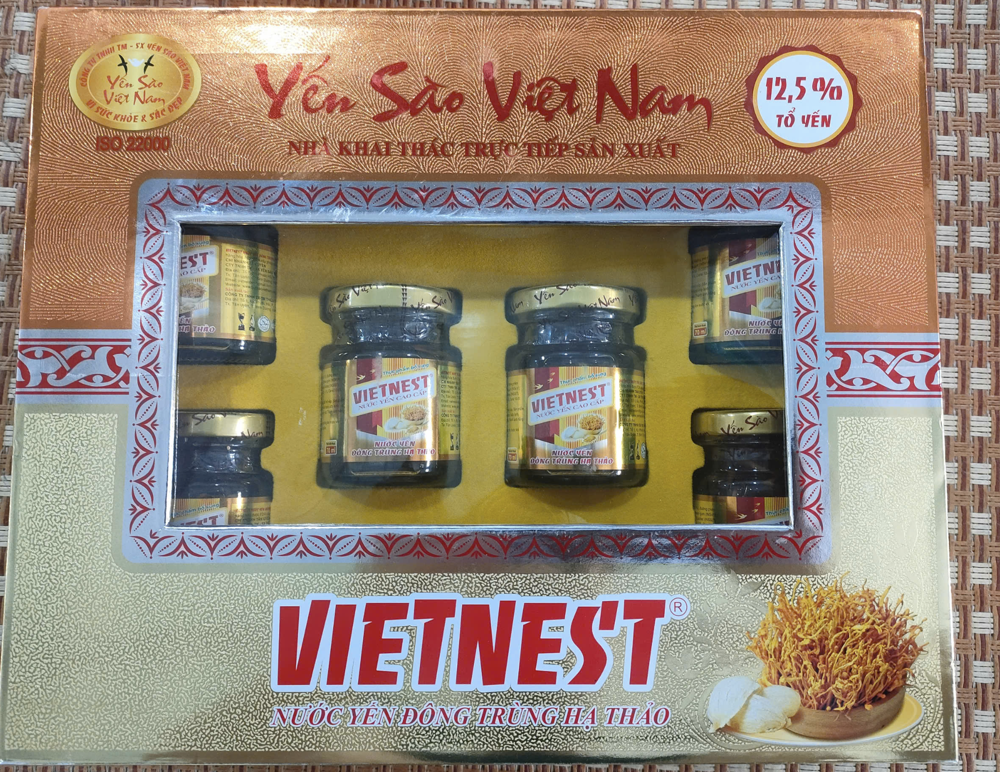 Hộp Nước uống Viêt Nam 1.7kg
